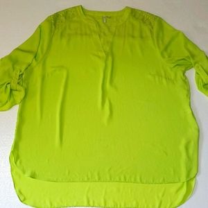 C lime green blouse